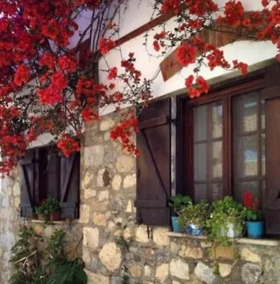 Sigacik Kaleici Tas Ev سفيريهيسار